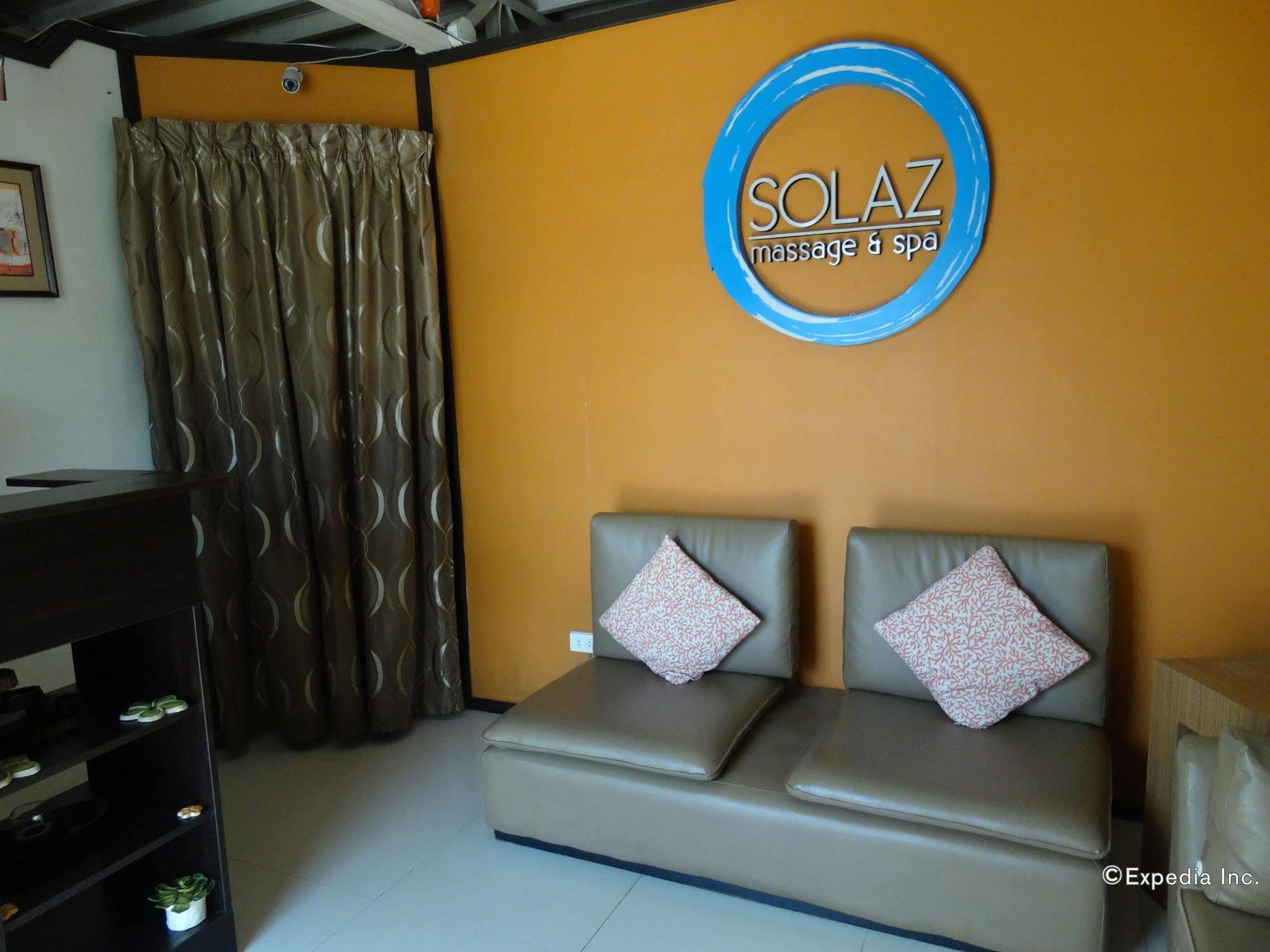 Ecoland Suites & Inn Davao Exterior photo